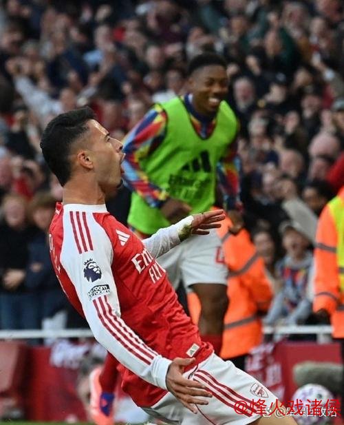 利物浦主宰“终极”德比!预测小胜比分2-1 利物浦主宰“终极”德比!预测小胜比分2-1