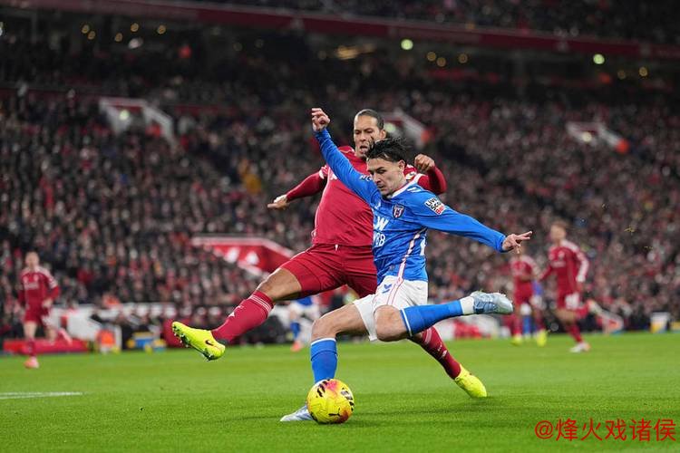 利物浦爆冷1-1升班马 赛季首获平局 范戴克送礼 维尔茨造乌龙救主 利物浦爆冷1-1升班马 赛季首获平局 范戴克送礼 维尔茨造乌龙救主