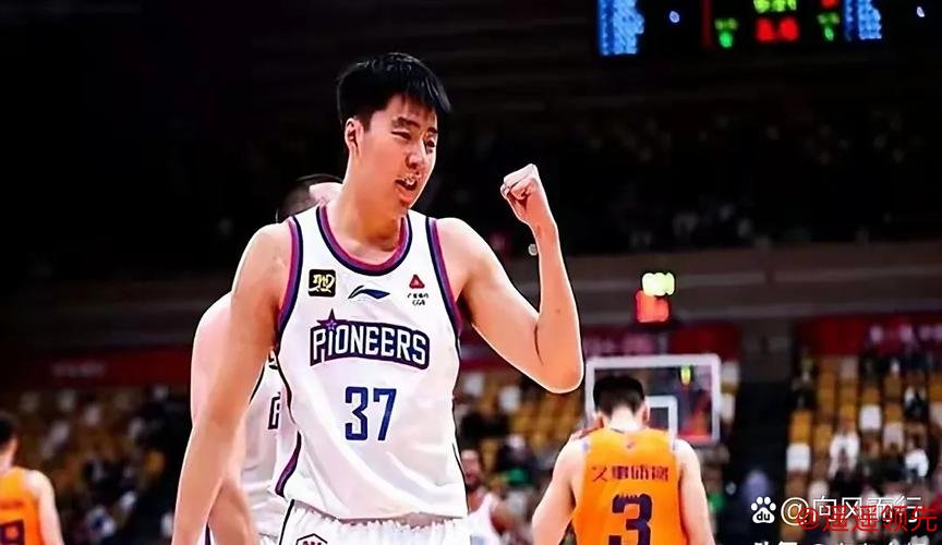 北控队脆弱崩盘，张庆鹏到底该不该自责？